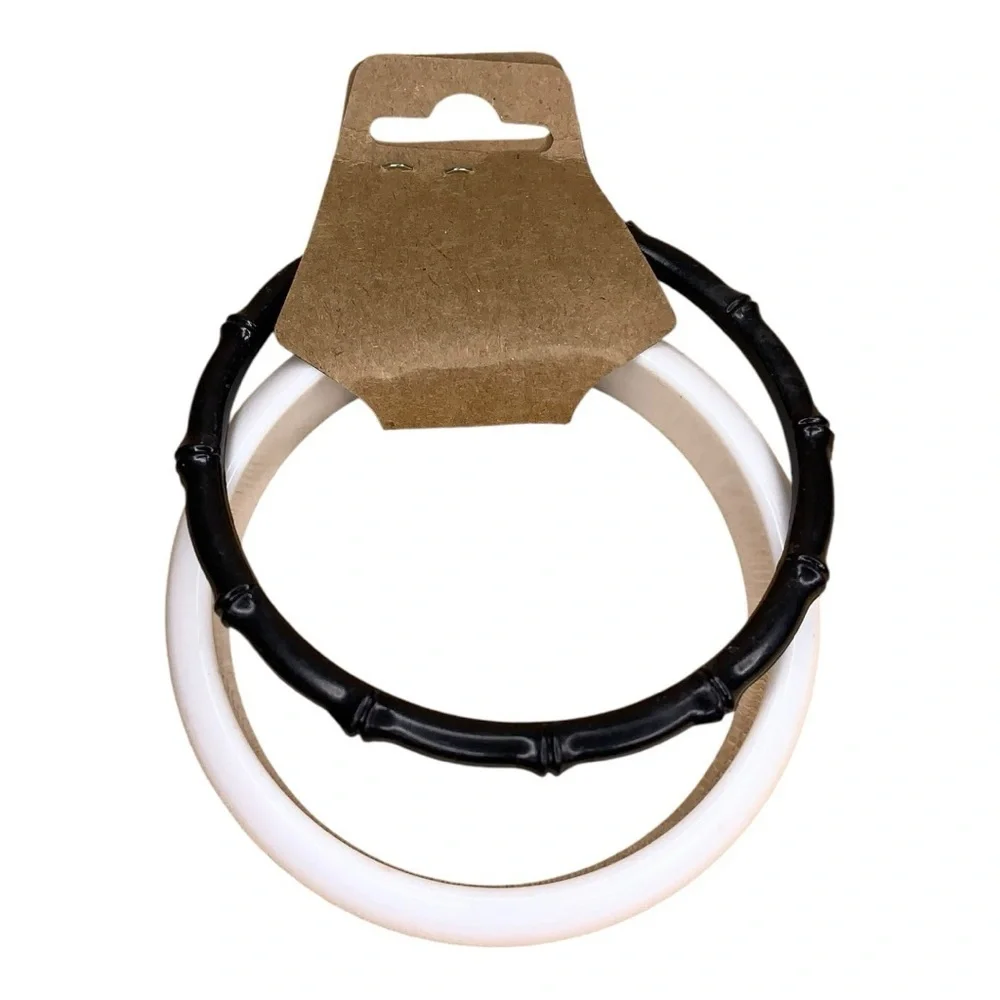Set Of 2 Bangle Style Bracelets Black White Retro Pinup Goth Bamboo Look Acrylic